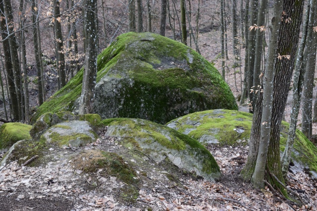 Kamene kugle na Moslavačkoj Gori